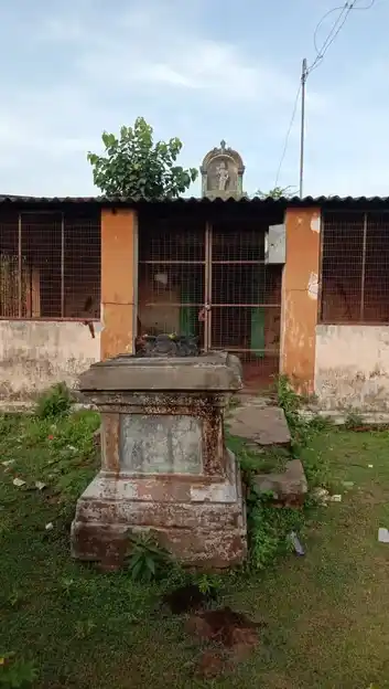 Arulmigu Trowpathiamman Temple, Palpananchery - 610107 அருள்மிகு திரௌபதியம்மன் தர்மராஜா திருக்கோயில், Palpananchery - 610107, Thiruvarur - Ancient Temple Architecture and History Image 4