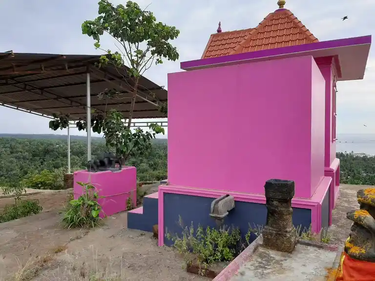 Arulmigu Ucchidharma Sakthiammantemple, Thozhicode, Thengapatinam - 629173 அருள்மிகு உச்சிதர்ம சக்தியம்மன் திருக்கோயில், Thozhicode, Thengapatinam - 629173, Kanyakumari - Ancient Temple Architecture and History Image 5