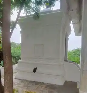 Arulmigu Uchi Makaliamman Temple, Eluvaramukki - 628617 அருள்மிகு உச்சினிமாகாளியம்மன் திருக்கோயில், Eluvaramukki - 628617, Thoothukudi - Ancient Temple Architecture and History Image 2