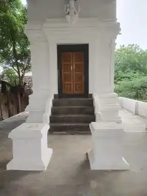 Arulmigu Uchi Makaliamman Temple, Eluvaramukki - 628617 அருள்மிகு உச்சினிமாகாளியம்மன் திருக்கோயில், Eluvaramukki - 628617, Thoothukudi - Ancient Temple Architecture and History Image 4