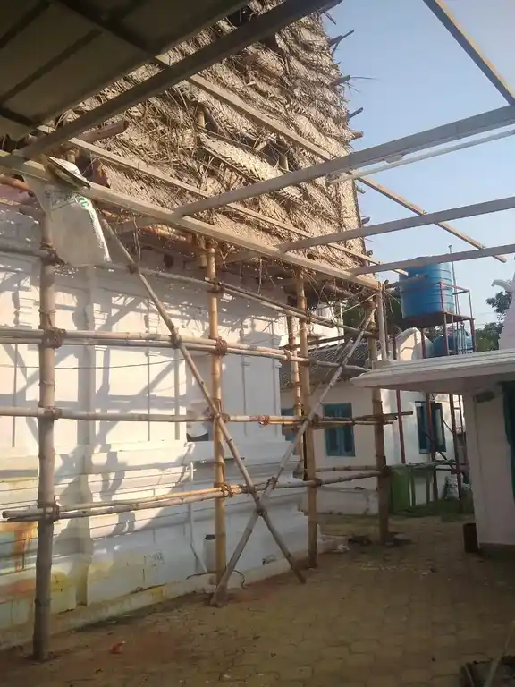 Arulmigu Uchimahaliammman Temple, Vetaikaranputhur - 642129 அருள்மிகு உச்சிமாகாளியம்மன் திருக்கோயில், வேட்டைக்காரன்புதூர் - 642129, Coimbatore - Ancient Temple Architecture and History Image 4