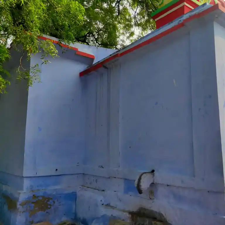 Arulmigu Uchinimahali Amman Temple, Karisoolnthamangalam - 627453 அருள்மிகு உச்சினிமாகாளியம்மன் திருக்கோயில், கரிசூழ்ந்தமங்கலம் - 627453, Tirunelveli - Ancient Temple Architecture and History Image 2