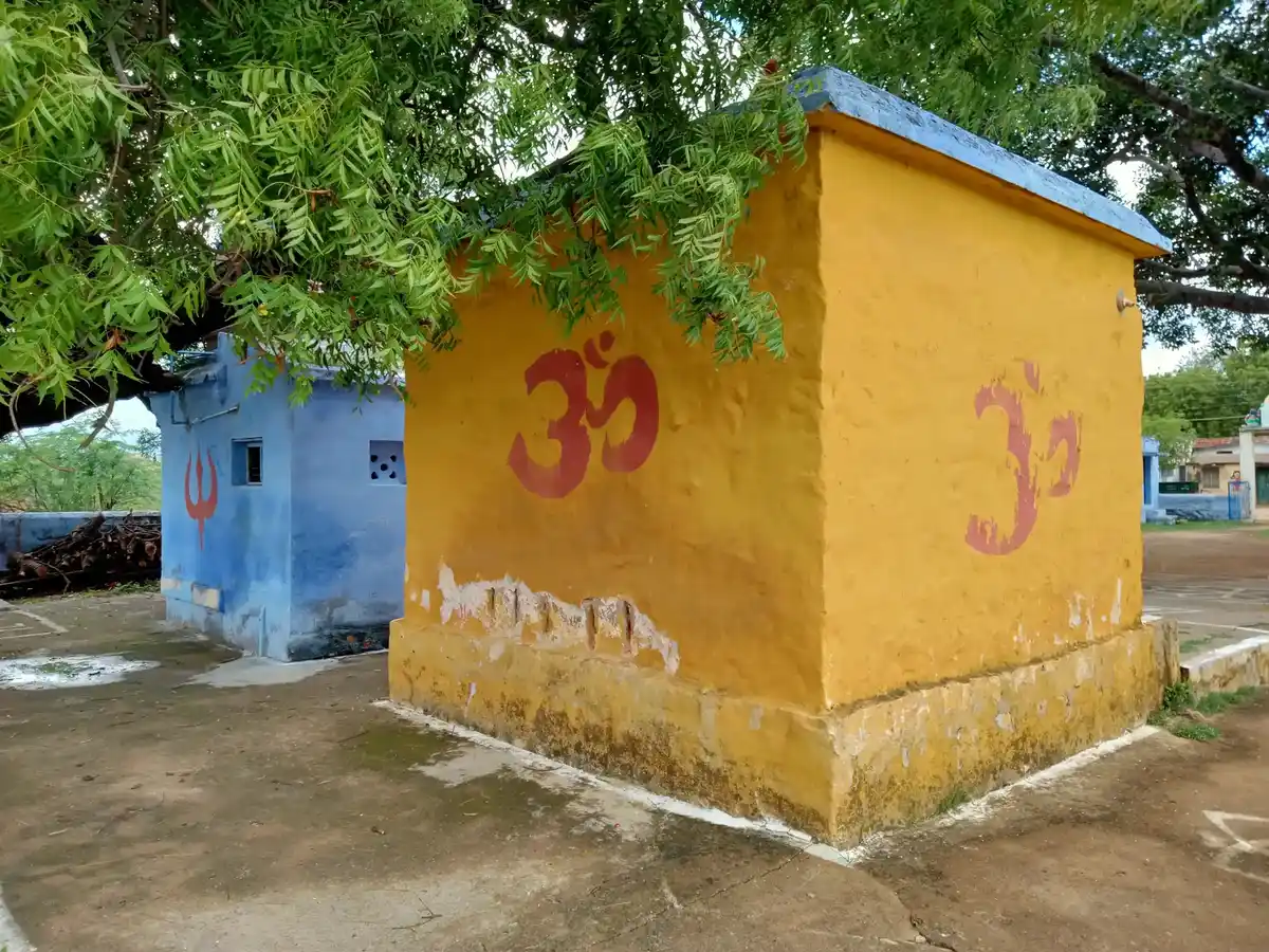 Arulmigu Uchinimakaaliamman Temple, Near Bus Stand, Vaagai Kulam - 627754 அருள்மிகு உச்சினிமாகாளி அம்மன் திருக்கோயில், Near Bus Stand, Vaagai Kulam - 627754, Tirunelveli - Ancient Temple Architecture and History Image 3