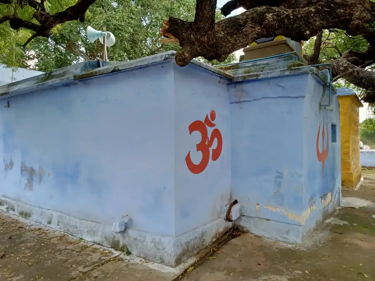 Arulmigu Uchinimakaaliamman Temple, Near Bus Stand, Vaagai Kulam - 627754 அருள்மிகு உச்சினிமாகாளி அம்மன் திருக்கோயில், Near Bus Stand, Vaagai Kulam - 627754, Tirunelveli - Ancient Temple Architecture and History Image 4