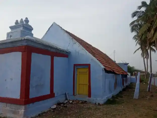 Arulmigu Uchinimakaliamman Temple, Vadivammanpatti - 627112 அருள்மிகு உச்சினிமாகாளி அம்மன் திருக்கோயில், வடிவம்மன்பட்டி - 627112, Tirunelveli - Ancient Temple Architecture and History Image 2