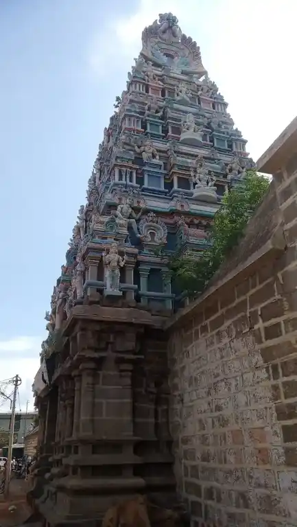 Arulmigu Uchivenatha Swamy Temple, Uyakondan Thirumalai, Thiruchirappalli - 620102 அருள்மிகு உஜ்ஜீவநாதசுவாமி திருக்கோயில், Uyakondan Thirumalai, Thiruchirappalli - 620102, Thiruchirappalli - Ancient Temple Architecture and History Image 5