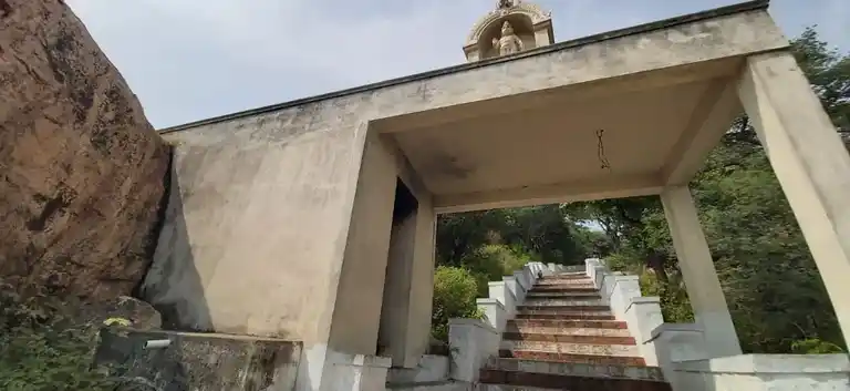 Arulmigu Uchivinayaker Temple, Udiyur - 638703 அருள்மிகு உச்சிவிநாயகர் திருக்கோயில், ஊதியூர் - 638703, Tiruppur - Ancient Temple Architecture and History Image 2