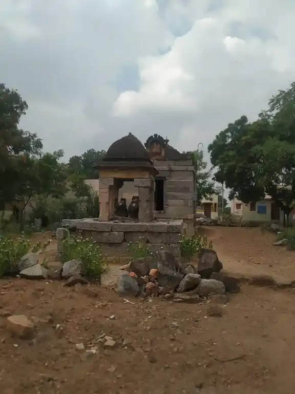 Arulmigu Udaiyavar Kailasanatha Swamy Temple, Thiruthalayour, Thiruthalayr - 621217 Arulmigu Udaiyavar Kailasanatha Swamy Temple, Thiruthalayour, Thiruthalayr - 621217, Thiruchirappalli - Ancient Temple Architecture and History Image 2