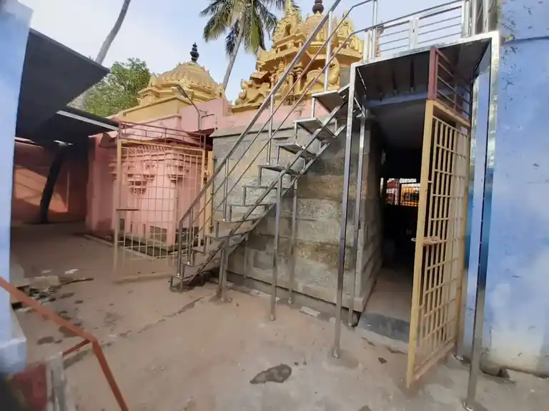 Arulmigu Udayavar Temple, Dharapuram - 638656 அருள்மிகு உடையவர் திருக்கோயில், தாராபுரம் - 638656, Tiruppur - Ancient Temple Architecture and History Image 3