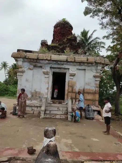 Arulmigu Uddaya Nathar Temple, Mettu Marudur, Kulithalai - 639107 Arulmigu Uddaya Nathar Temple, Mettu Marudur, Kulithalai - 639107, Karur - Ancient Temple Architecture and History Image 5