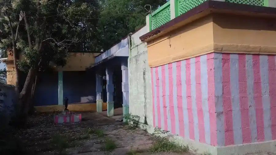 Arulmigu Uivanthaamman Temple, Chettikurichi - 626134 அருள்மிகு உய்யவந்தம்மன் திருக்கோயில், Chettikurichi - 626134, Virudhunagar - Ancient Temple Architecture and History Image 5