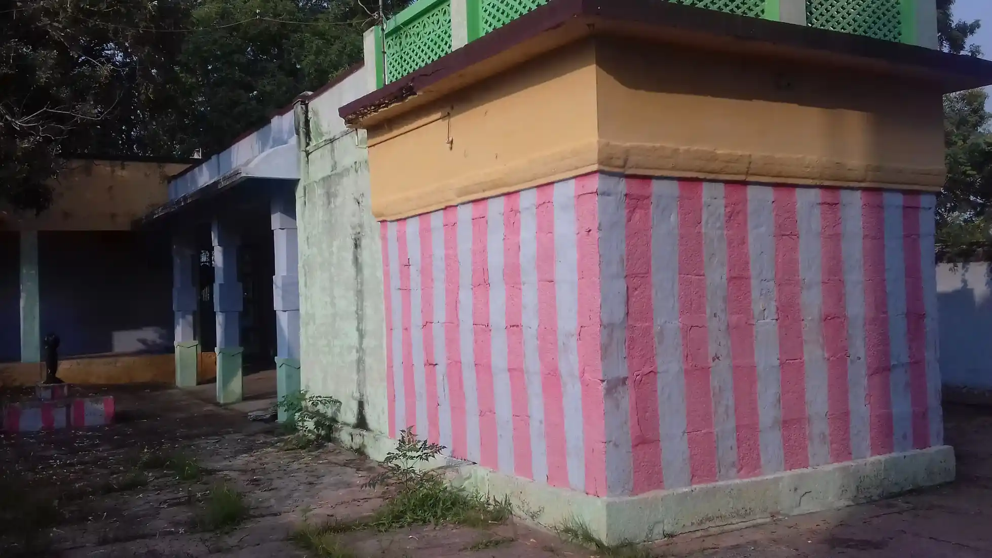 Arulmigu Uivanthaamman Temple, Chettikurichi - 626134 அருள்மிகு உய்யவந்தம்மன் திருக்கோயில், Chettikurichi - 626134, Virudhunagar - Ancient Temple Architecture and History Image 6