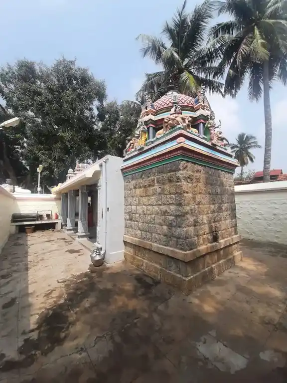 Arulmigu Ujayani Makaliamman Temple, Udumalai Road, Palani - 624601 அருள்மிகு உஜாய்னி மாகாளியம்மன் திருக்கோயில், உடுமலை ரோடு, பழனி - 624601, Dindigul - Ancient Temple Architecture and History Image 4