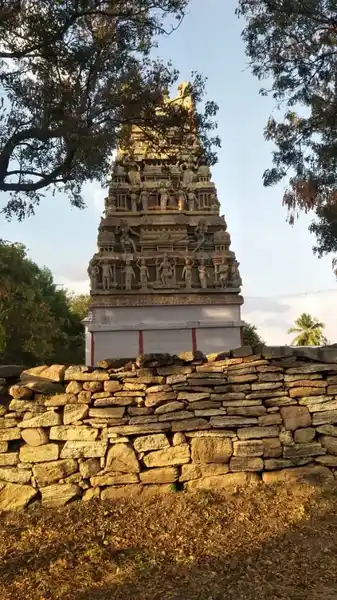 Arulmigu Ukkarandiamman Temple, Lathuvadi - 637002 அருள்மிகு உக்கிராண்டியம்மன் திருக்கோயில், Lathuvadi - 637002, Namakkal - Ancient Temple Architecture and History Image 2
