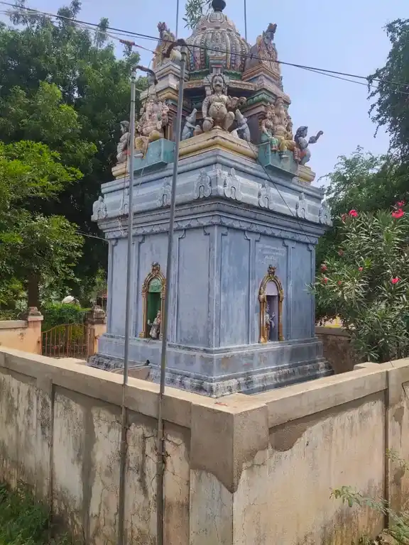 Arulmigu Ulaga Muluthudaiya Ayyanar Temple, Kallankudi - 630104 அருள்மிகு. உலக முழுதுடைய அய்யனார் திருக்கோயில், Kallankudi - 630104, Sivagangai - Ancient Temple Architecture and History Image 7