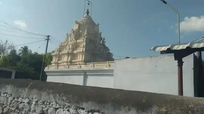 Arulmigu Ulagalantha Perumal Temple, Paruvachi - 638312 அருள்மிகு உலகளந்தபெருமாள் திருக்கோயில், Paruvachi - 638312, Erode - Ancient Temple Architecture and History Image 3