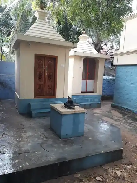 Arulmigu Ulagalanthamman Temple, Kanakappapuram, Anjugramam - 629401 அருள்மிகு உலகளந்தம்மன் திருக்கோயில், Kanakappapuram, Anjugramam - 629401, Kanyakumari - Ancient Temple Architecture and History Image 2