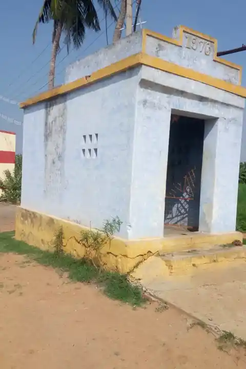 Arulmigu Ulagamman And Sastha Anjamal Kathar Temple, Keezhakallur - 627010 அருள்மிகு ஸ்ரீ உலகம்மன் மற்றும் சாஸ்தா அஞ்சாமல் காத்தார் திருக்கோயில், Keezhakallur - 627010, Tirunelveli - Ancient Temple Architecture and History Image 2