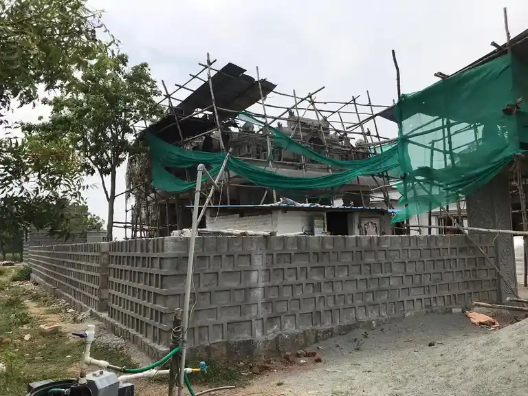 Arulmigu Ulaganaayagiyamman Temple, Maatthur - 622515 அருள்மிகு உலகநாயகியம்மன் திருக்கோயில், மாத்தூர் - 622515, Pudukkottai - Ancient Temple Architecture and History Image 4