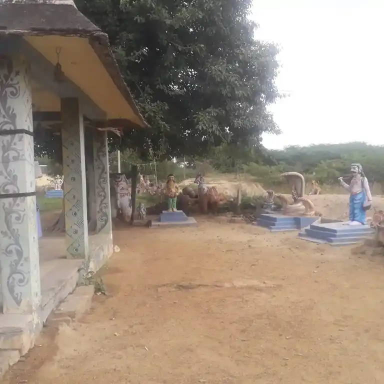 Arulmigu Ulaganaayagiyamman Temple, Melur - 622507