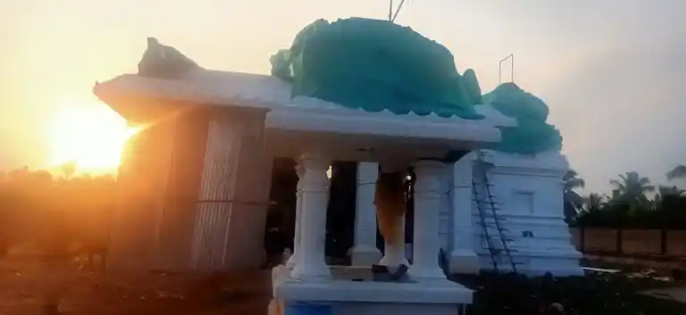 Arulmigu Ulaganathaswamy Temple, Siramelkudi - 614903