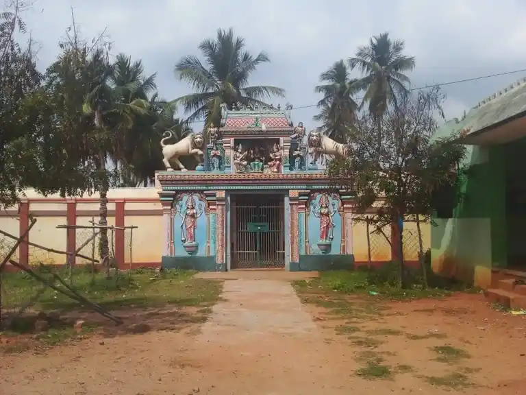 Arulmigu Ulaganayagiyamman Temple, Kulipirai - 622402 Temple