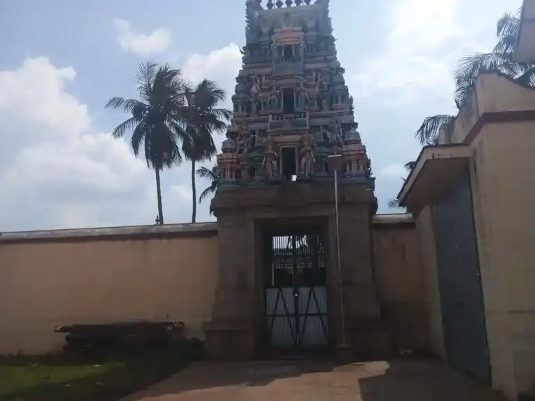 Arulmigu Ulaganayagiyamman Temple, Kulipirai - 622402 அருள்மிகு உலக நாயகி அம்மன் திருக்கோயில், Kulipirai - 622402, Pudukkottai - Ancient Temple Architecture and History Image 6