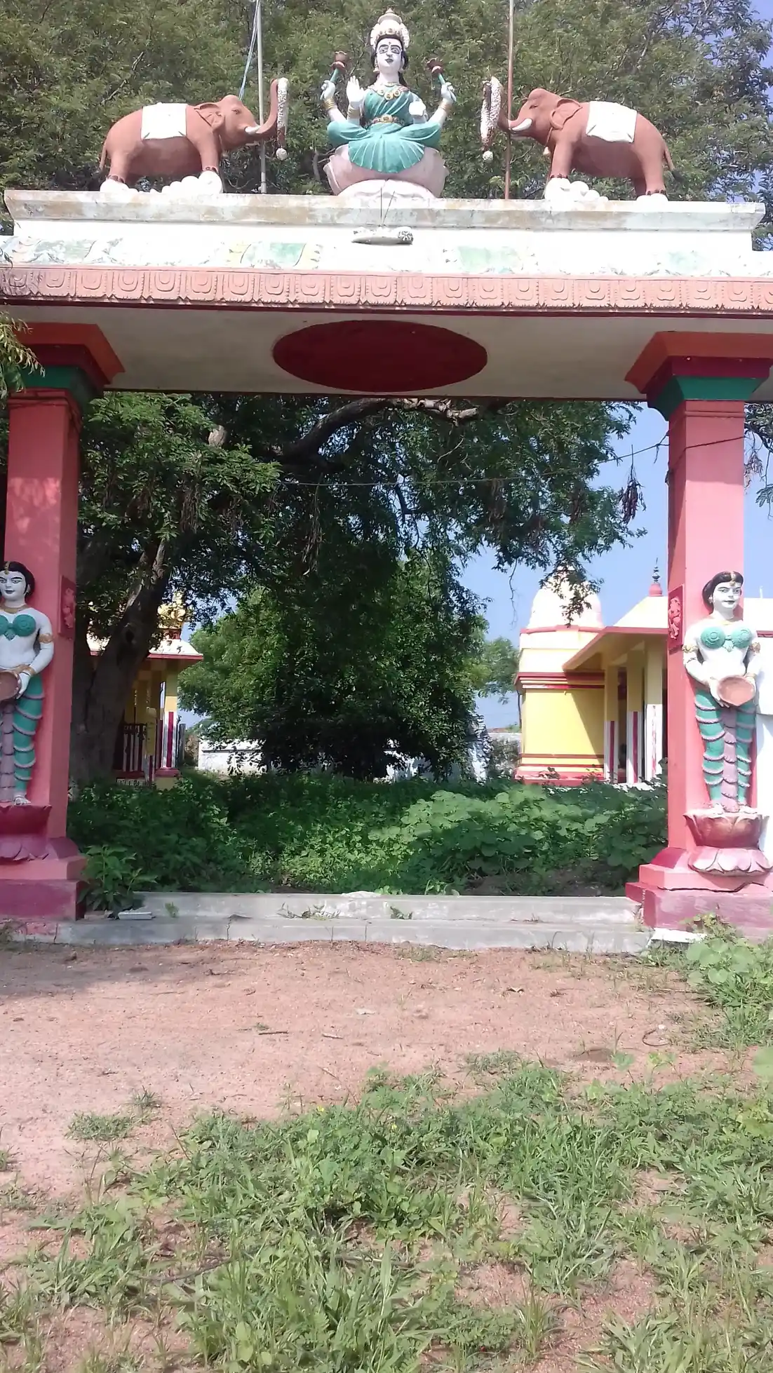 Arulmigu Ulaganayakiamman Temple, Keelkudi - 626114 அருள்மிகு உலகநாயகியம்மன் திருக்கோயில், Keelkudi, Keelkudi - 626114, Virudhunagar - Ancient Temple Architecture and History Image 4