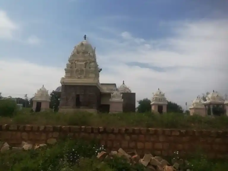 Arulmigu Ulageswaraswamy Temple, Chettimankurichi - 637101 அருள்மிகு உலகேஸ்வர சுவாமி கோட்டைமேடு திருக்கோயில், Chettimankurichi - 637101, Salem - Ancient Temple Architecture and History Image 2