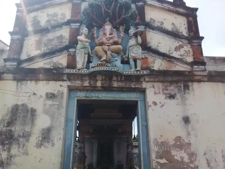 Arulmigu Ulagidai Vinayagar Temple, Kulipirai - 622402 அருள்மிகு உலகிடை விநாயகர் திருக்கோயில், Kulipirai - 622402, Pudukkottai - Ancient Temple Architecture and History Image 5