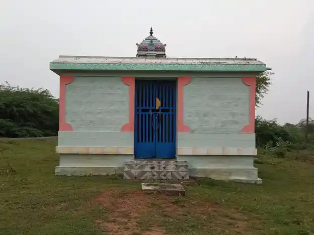 Arulmigu Ulaginaikatha Ayyanar Temple, Puthampur - 622501 அருள்மிகு உலகினைக்காத்த அய்யனார் திருக்கோயில், புத்தாம்பூர் - 622501, Pudukkottai - Ancient Temple Architecture and History Image 2
