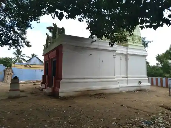 Arulmigu Ulakamman Temple, Velur Pudukudi - 628601 அருள்மிகு உலகம்மன் திருக்கோயில், Velur Pudukudi - 628601, Thoothukudi - Ancient Temple Architecture and History Image 4