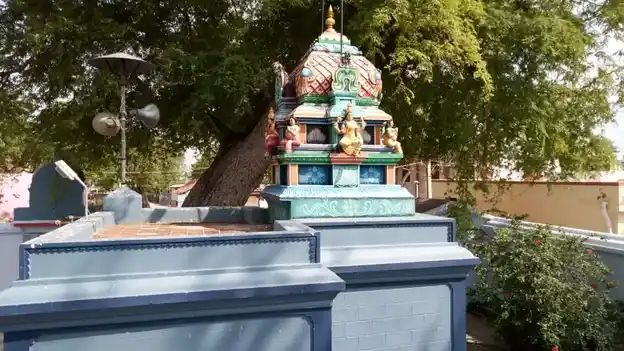 Arulmigu Ulamman Temple, Vedanatham - 628722 அருள்மிகு உலகம்மன் திருக்கோயில், Vedanatham - 628722, Thoothukudi - Ancient Temple Architecture and History Image 3