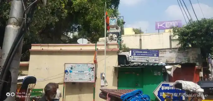 Arulmigu Ullaramman Temple, Old Washermentpet, Chennai - 600021 அருள்மிகு உல்லாரம்மன் திருக்கோயில், பழைய வண்ணாரப்பேட்டை, சென்னை - 600021, Chennai - Ancient Temple Architecture and History Image 2