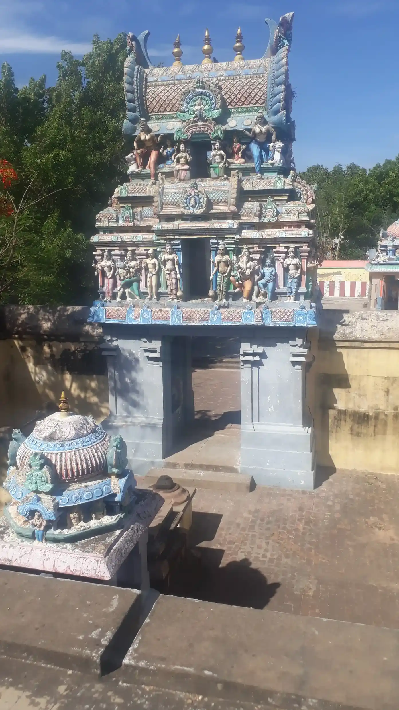 Arulmigu Umameheswarar Temple, Kuthalam, Konerirajapuram - 612201 அருள்மிகு உமாமகேஸ்வரர் திருக்கோயில், குத்தாலம், கோனேரிராஜபுரம் - 612201, Mayiladuthurai - Ancient Temple Architecture and History Image 3