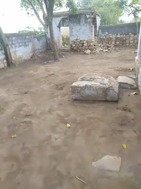 Arulmigu Unjal Kannimaar Temple, Methaipatti - 624706 அருள்மிகு ஊஞ்சல் கன்னிமார் கோயில், மெத்தைபட்டி - 624706, Dindigul - Ancient Temple Architecture and History Image 4