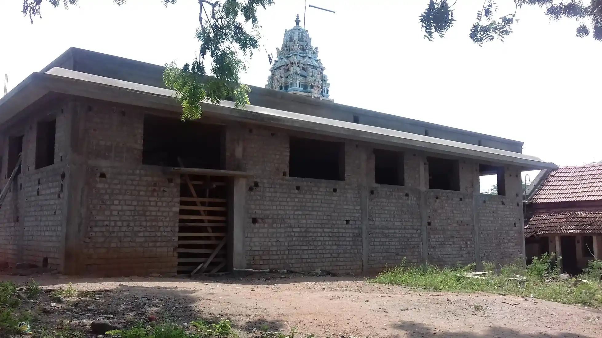 Arulmigu Uochinimakaliyamman Temple, Thopilakkarai - 626114 அருள்மிகு உச்சினிமாகாளியம்மன் திருக்கோயில், Thopilakkarai - 626114, Virudhunagar - Ancient Temple Architecture and History Image 3