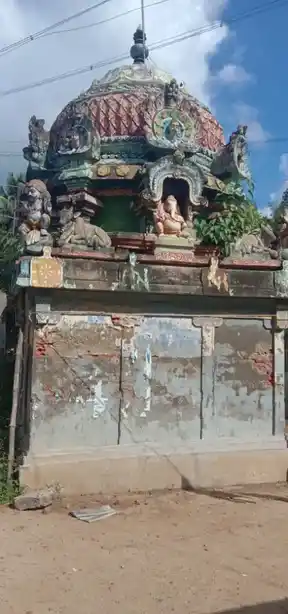 Arulmigu Upili Pillaiyar Temple, Peruncheri - 609404 அ/மி.உப்பிலிப்பிள்ளையார் திருக்கோயில், Peruncheri - 609404, Mayiladuthurai - Ancient Temple Architecture and History Image 5