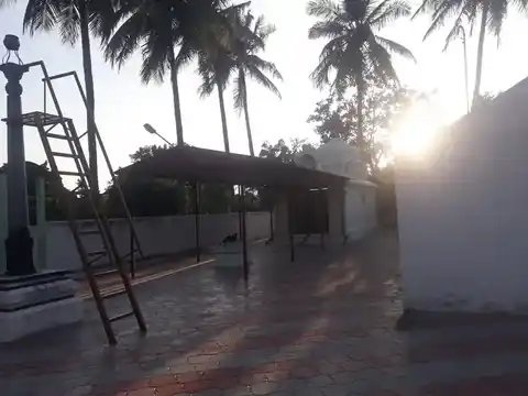 Arulmigu Uradivinayagar Temple, V.Vadamalaipalayam - 641664 அருள்மிகு ஊரடி விநாயகர் திருக்கோயில், V.Vadamalaipalayam - 641664, Tiruppur - Ancient Temple Architecture and History Image 4