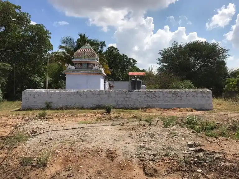 Arulmigu Urali Karuppanasamy Temple, E.Pandangudi, E.Pandangudi - 625103 அருள்மிகு ஊரானிக் கருப்பணசாமி கோயில், E.Pandangudi, E.Pandangudi - 625103, Madurai - Ancient Temple Architecture and History Image 6