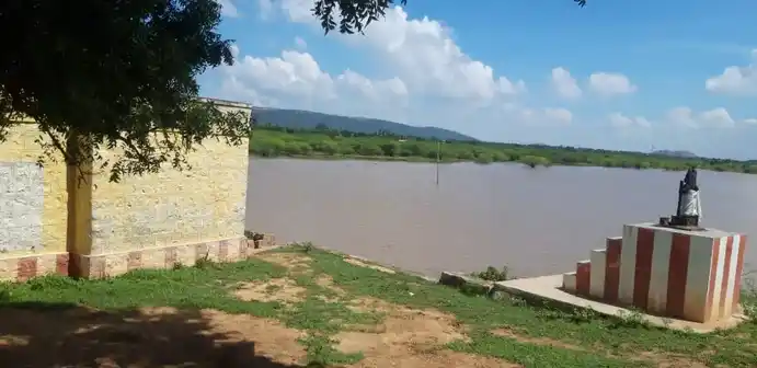 Arulmigu Urkavalan Temple, Kinnimangalam - 625514 அருள்மிகு ஊர்காவல்சாமி திருக்கோயில், Kinnimangalam - 625514, Madurai - Ancient Temple Architecture and History Image 2