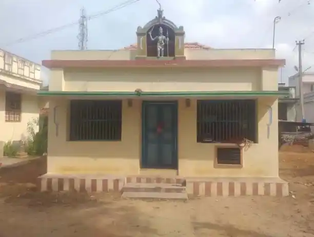 Arulmigu Uruman Temple, Pooloankurichi - 630405 அருள்மிகு. உருமன் திருக்கோயில், Pooloankurichi - 630405, Sivagangai - Ancient Temple Architecture and History Image 4