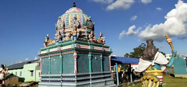 Arulmigu Urumanathar Temple, Perungalur, Pudukkotttai Taluk - 622203 அருள்மிகு உருமநாதர் திருக்கோயில், பெருங்களூர், புதுக்கோட்டை வட்டம் - 622203, Pudukkottai - Ancient Temple Architecture and History Image 2