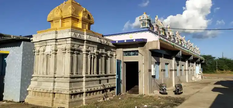 Arulmigu Urumanathar Temple, Perungalur, Pudukkotttai Taluk - 622203 அருள்மிகு உருமநாதர் திருக்கோயில், பெருங்களூர், புதுக்கோட்டை வட்டம் - 622203, Pudukkottai - Ancient Temple Architecture and History Image 5