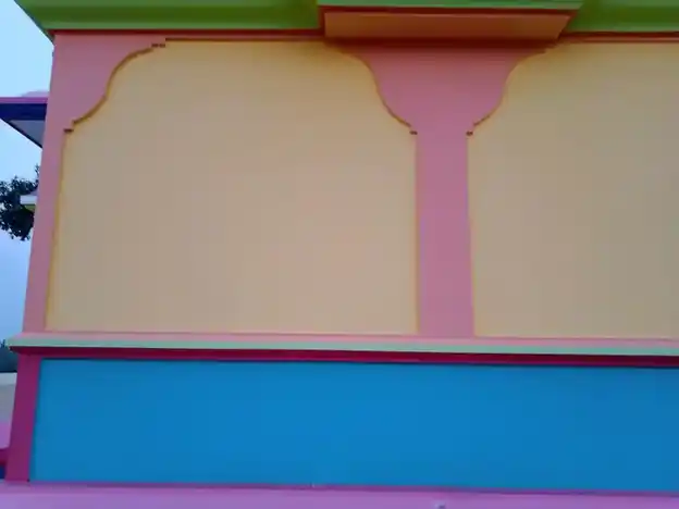 Arulmigu Ushthala Halli Perumal Temple, Ushthalahalli - 635123 அருள்மிகு உஸ்தலஅள்ளி பெருமாள் திருக்கோயில், உஸ்தலஅள்ளி - 635123, Krishnagiri - Ancient Temple Architecture and History Image 3