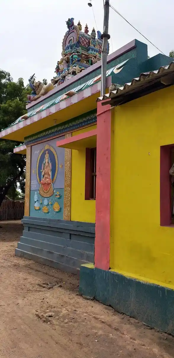 Arulmigu Utchi Makaliamman Temple, Kulasekarapattanam - 628206 அருள்மிகு உச்சினி மாகாளியம்மன் திருக்கோயில், Kulasekarapattanam - 628206, Thoothukudi - Ancient Temple Architecture and History Image 2
