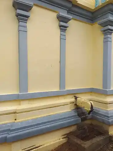 Arulmigu Utchini Makaliamman Temple, Pudukudiyetru - 628219 அருள்மிகு உச்சினிமாகாளியம்மன் திருக்கோயில், புதுகுடியேற்று - 628219, Thoothukudi - Ancient Temple Architecture and History Image 4