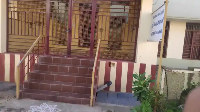 Arulmigu Uthama Ayyanaar And Veladi Vinayagar Temple, Keelakoodalur - 625518 அருள்மிகு உத்தம அய்யனார் & வேலடி விநாயகர் திருக்கோயில், கீழக்கூடலூர் - 625518, Theni - Ancient Temple Architecture and History Image 3