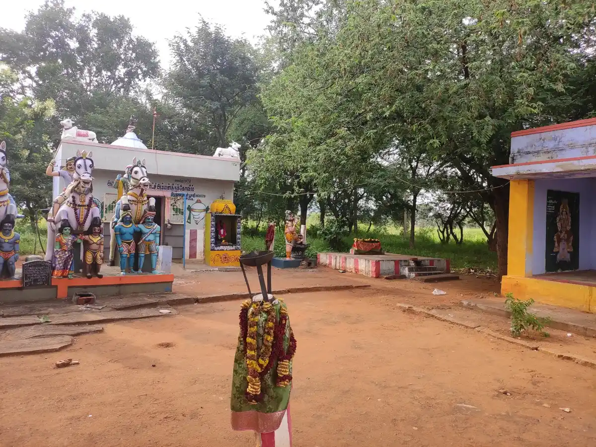 Arulmigu Uthama Nachiyar Temple, Oruthattu - 624206 அருள்மிகு உத்தமநாச்சியம்மன் திருக்கோயில், Oruthattu - 624206, Dindigul - Ancient Temple Architecture and History Image 4