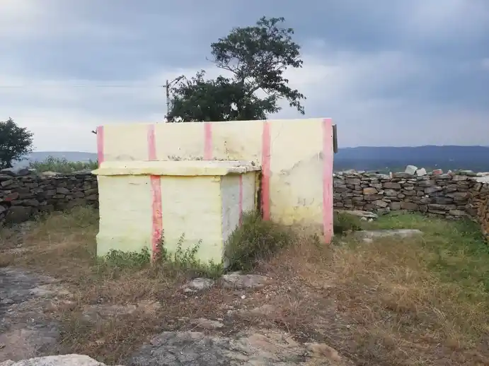 Arulmigu Uthamakaragam Temple, Devarakundani - 635121 அருள்மிகு உத்தமகரகம் திருக்கோயில், Devarakundani - 635121, Krishnagiri - Ancient Temple Architecture and History Image 5